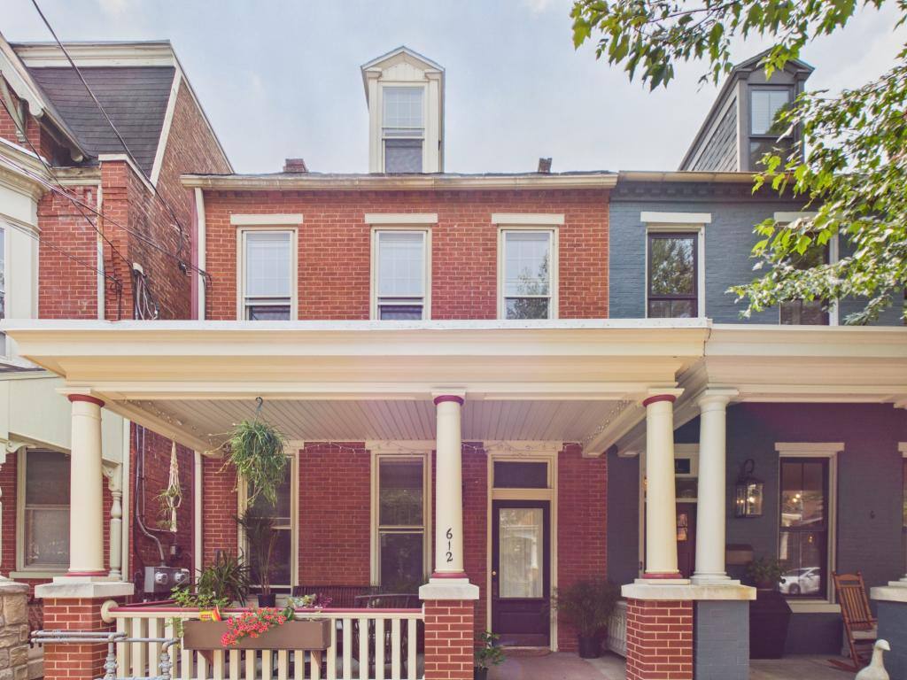 House for rent at 612 W Chestnut St, Lancaster, PA 17603