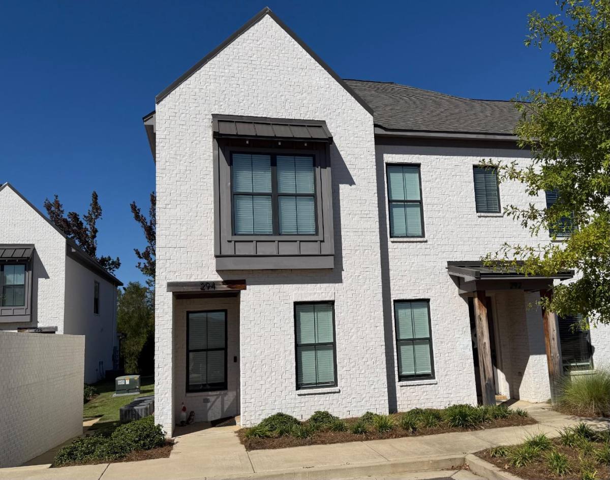 Townhouse for rent at 294 Stillwater Lane, Oxford, MS 38655