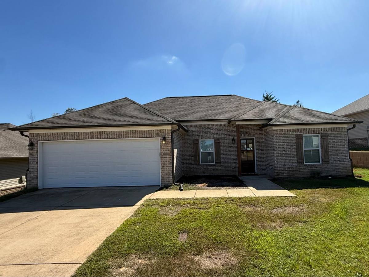 House for rent at 1018 Briarwood Dr, Oxford, MS 38655