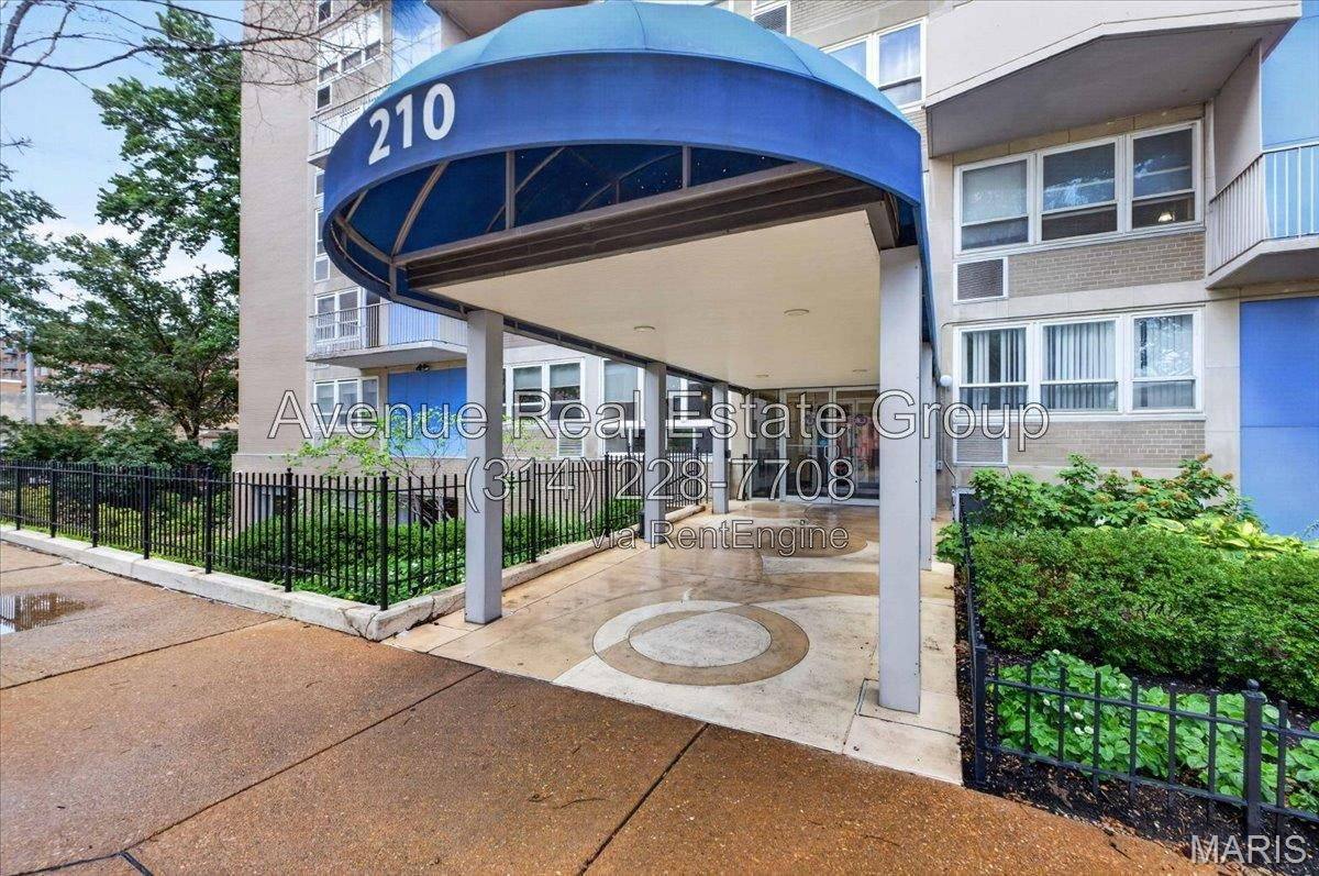 Condo for rent at 210 N 17th St #1412, St. Louis, MO 63103