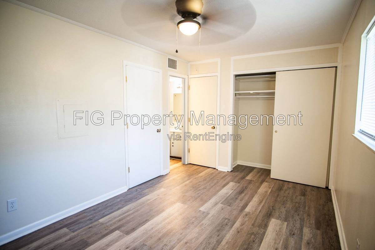 Apartment for rent at 1701 Hutchinson Ave #11, Knoxville, TN 37917