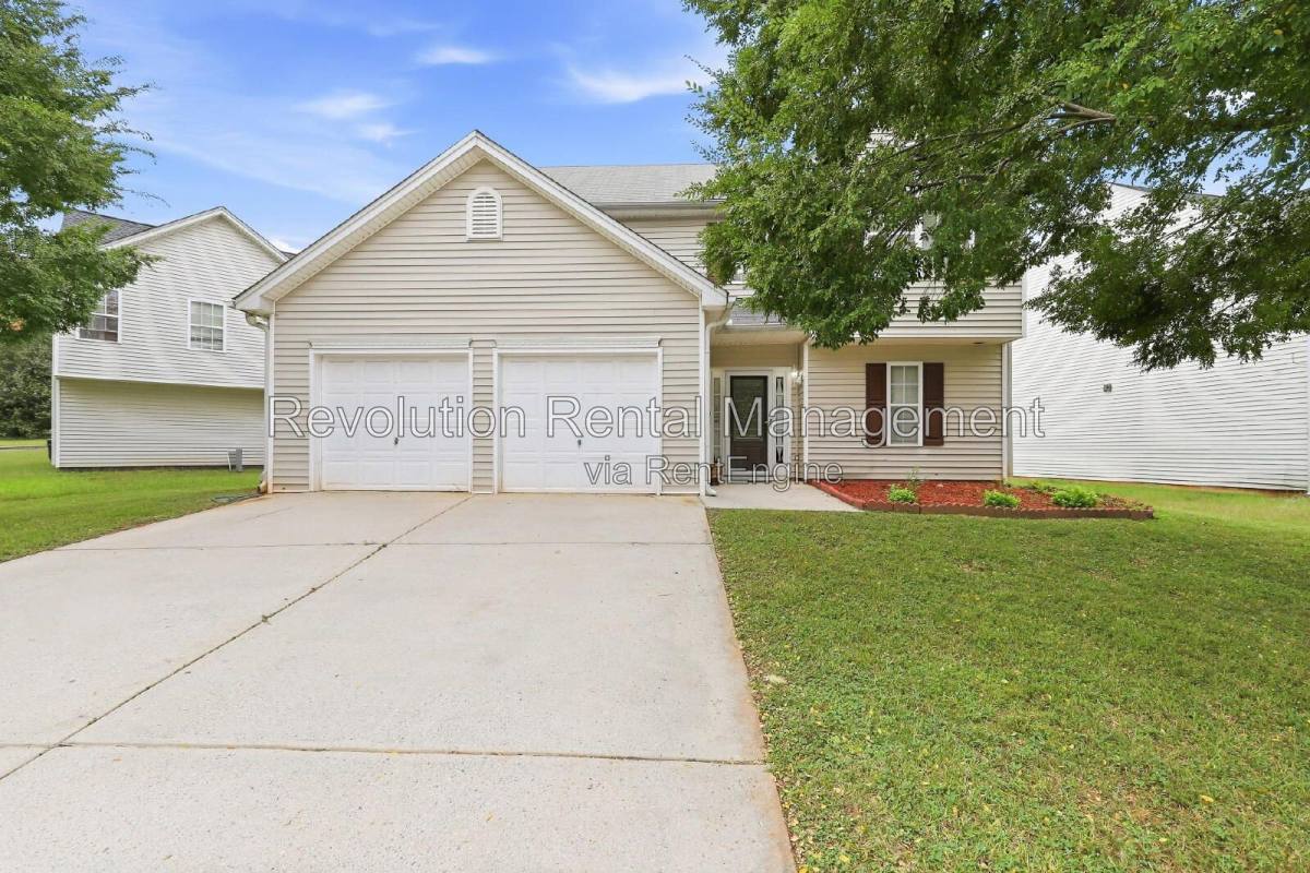 Condo for rent at 6577 Snowbird Lane, Douglasville, GA 30134