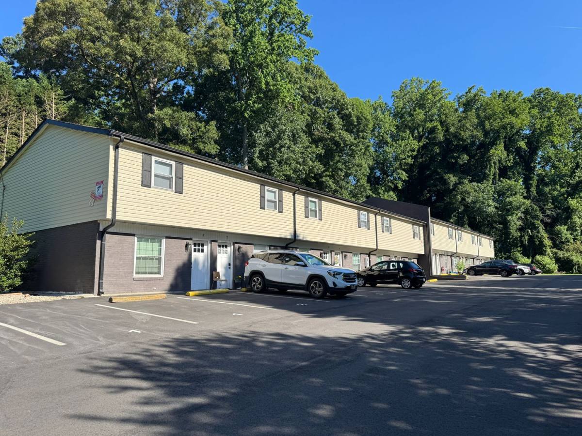 Apartment for rent at Circle View, 300 Holly Circle, Mount Holly, NC 28120
