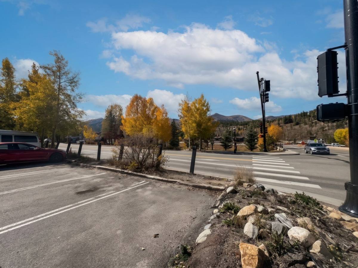 12E Gold Creek #326-12E, Breckenridge, CO 80424 - House for Rent - Image 3