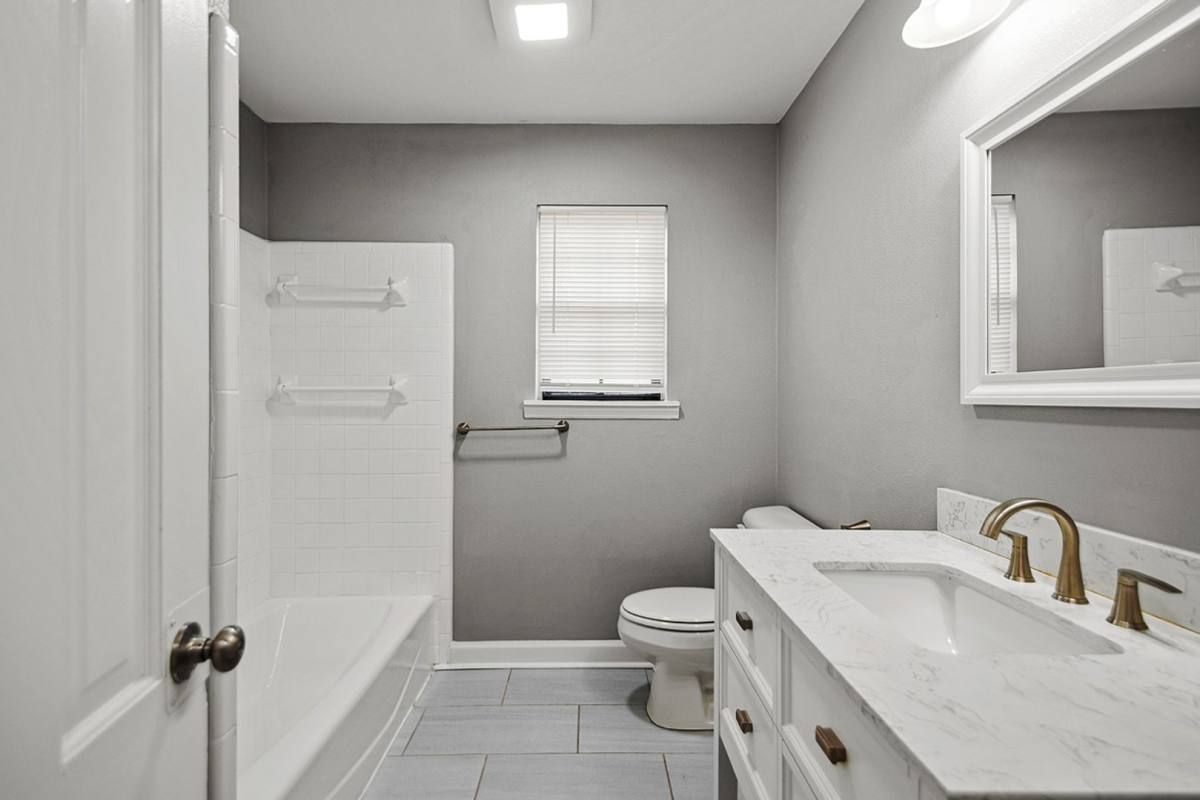 House for rent at 6 Lisa Court, Little Rock, AR 72212