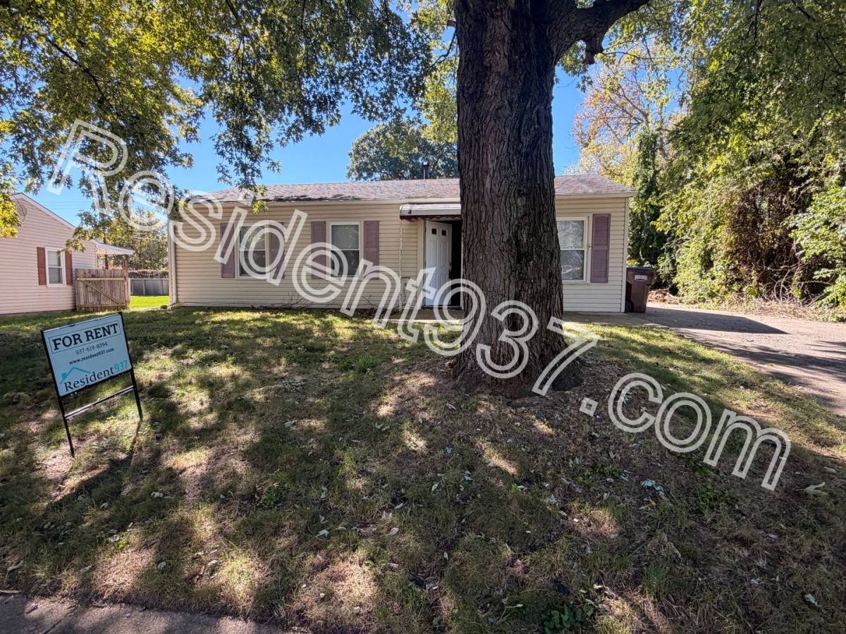 House for rent at 1405 Ironwood Dr, Fairborn, OH 45324