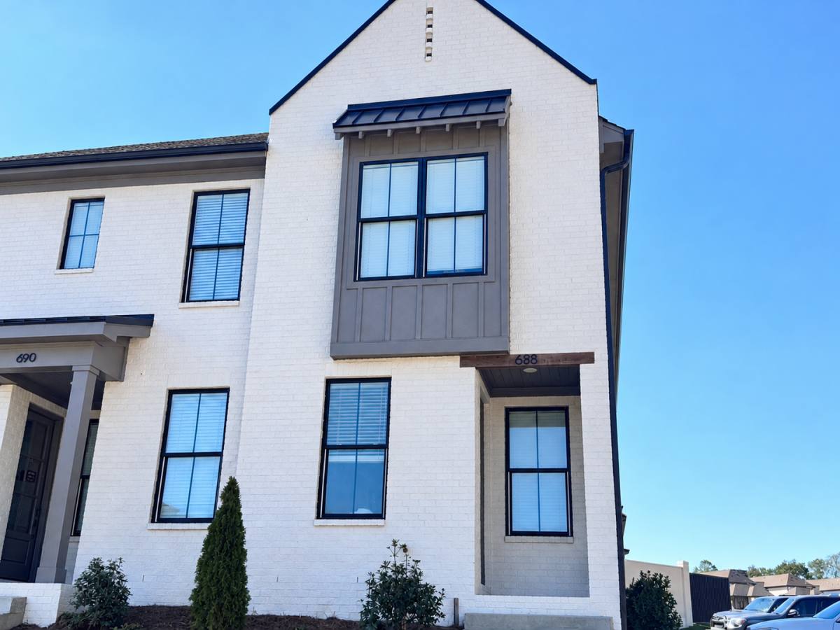 Townhouse for rent at 688 Miramar Lane, Oxford, MS 38655
