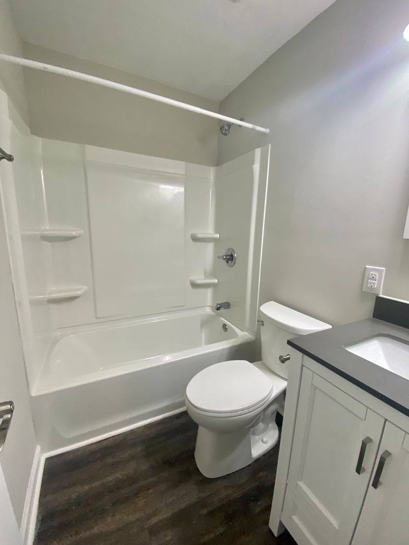 Townhouse for rent at 704 Grove St, Bedford, VA 24523