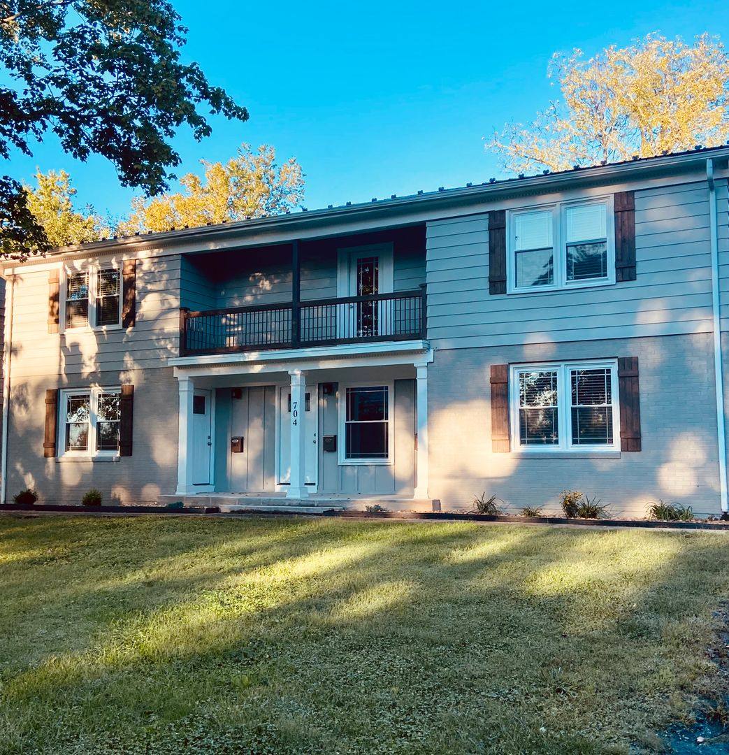 Townhouse for rent at 704 Grove St, Bedford, VA 24523
