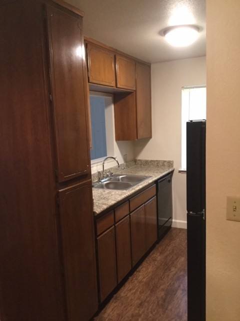 Apartment for rent at Dry Creek Meadows, 740 Villa Ave, Clovis, CA 93612