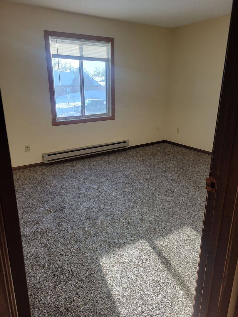 Apartment for rent at 367 14th St N, Wahpeton, ND 58075