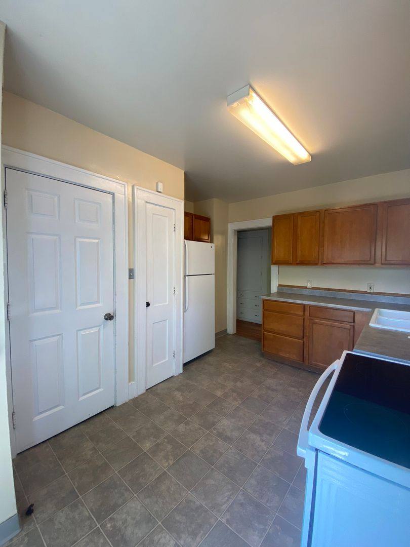 House for rent at 410 Church St, Iowa City, IA 52245