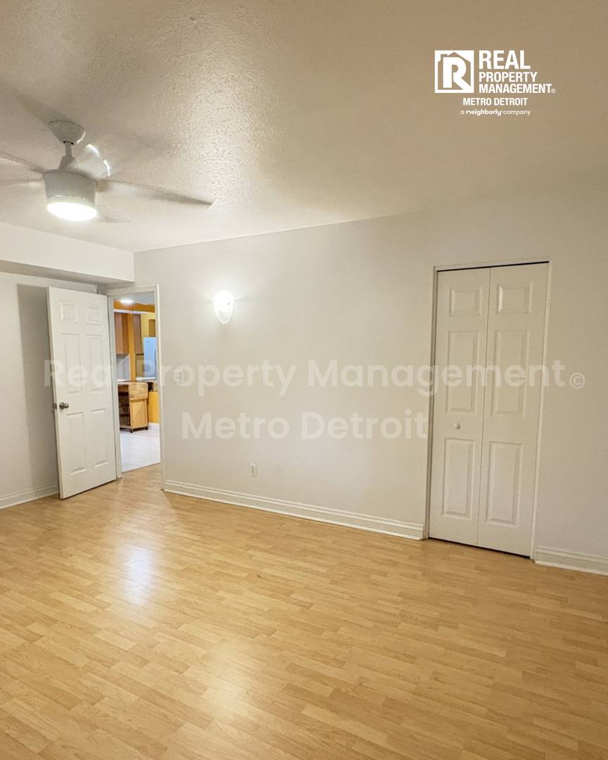 Condo for rent at 2375 Walton Blvd #20, Rochester, MI 48309