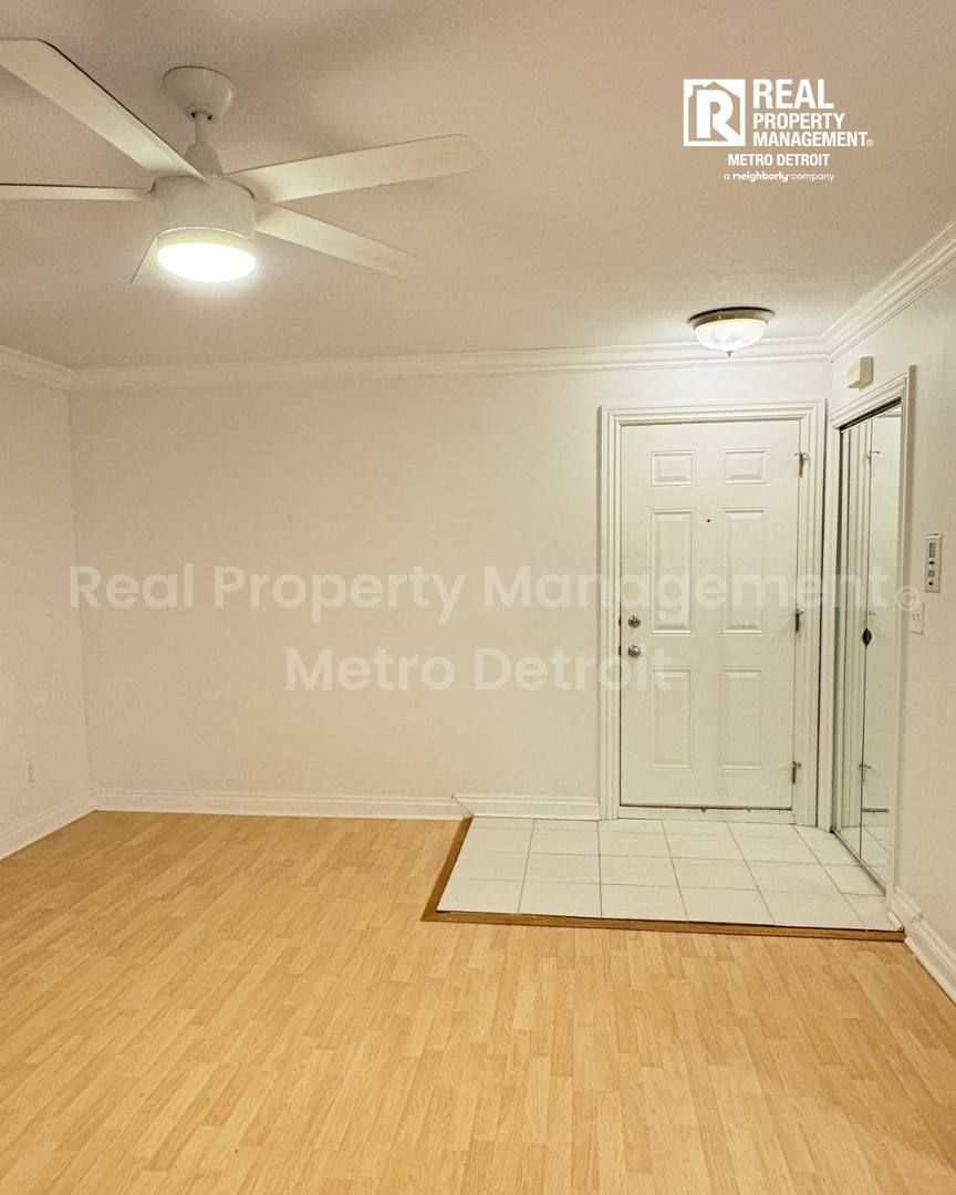Condo for rent at 2375 Walton Blvd #20, Rochester, MI 48309