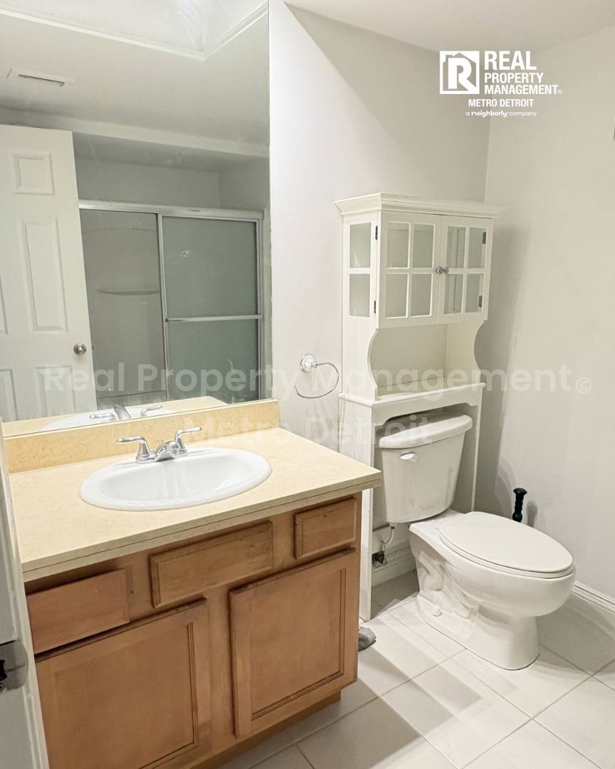 Condo for rent at 2375 Walton Blvd #20, Rochester, MI 48309