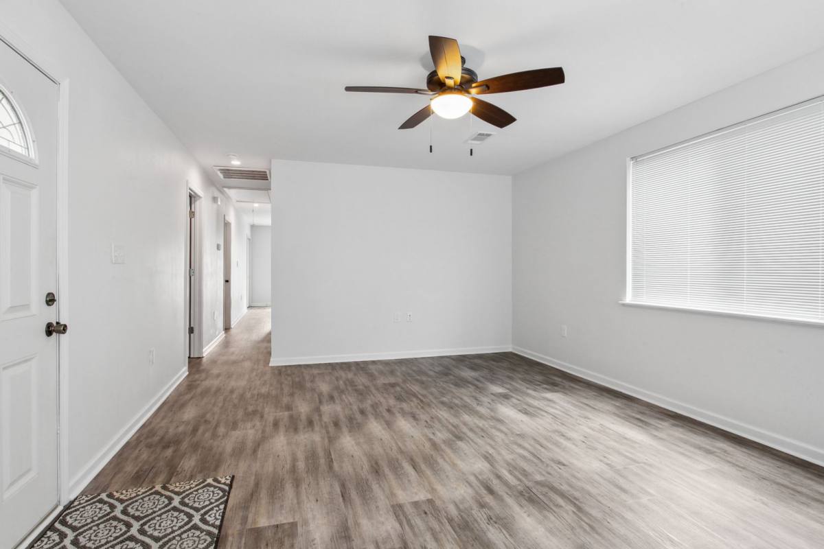 Apartment for rent at 124 26th St, New Orleans, LA 70124