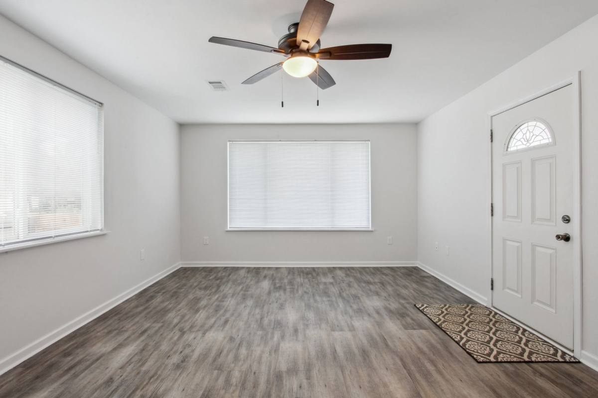 Apartment for rent at 124 26th St, New Orleans, LA 70124