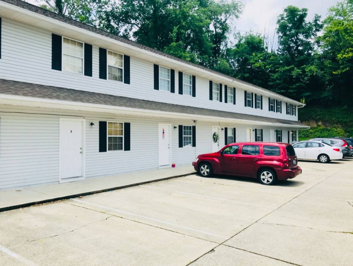 Apartment for rent at 311 Spring St, London, KY 40741