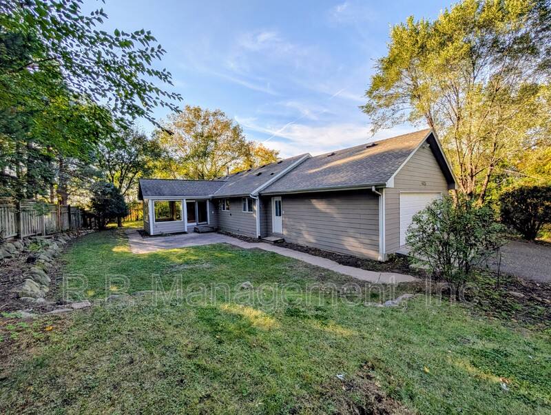 House for rent at 4626 Linnea Lane, Minnetonka, MN 55345