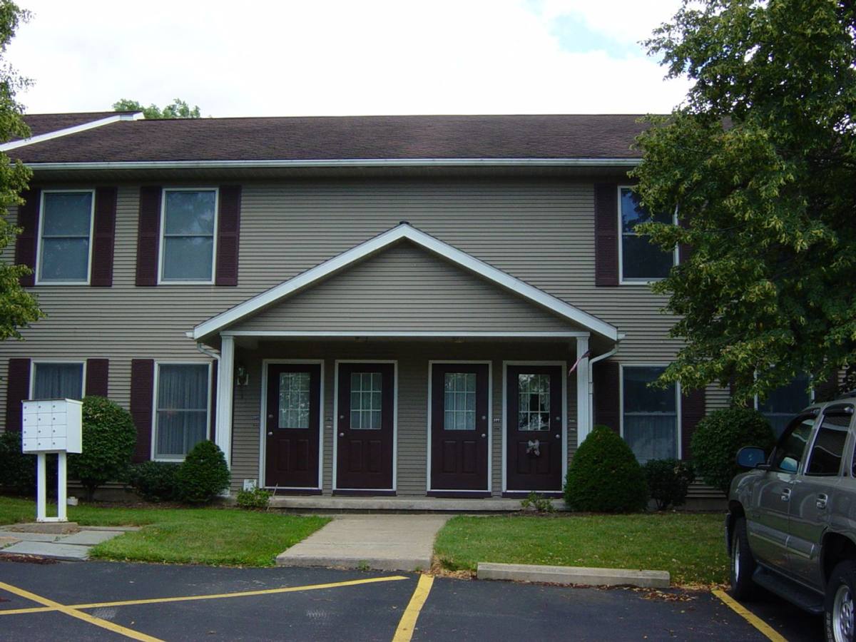 Apartment for rent at Edercrest, 345-383 Saint Davids Rd, Williamsport, PA 17701