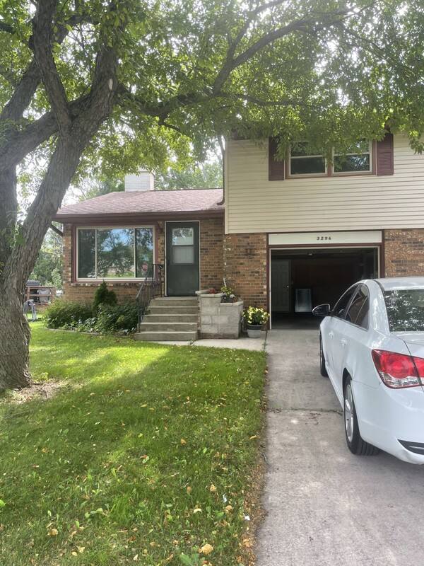 Apartment for rent at 3296 Peterson Rd, Green Bay, WI 54311