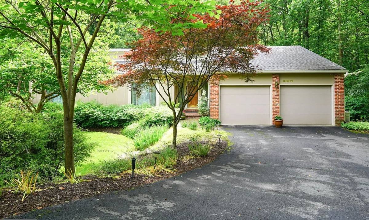 House for rent at 8801 Quiet Stream Court, Potomac, MD 20854