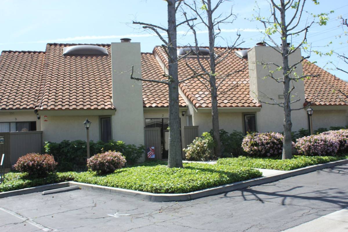 Apartment for rent at 910 N Harbor Bl, La Habra, CA 90631