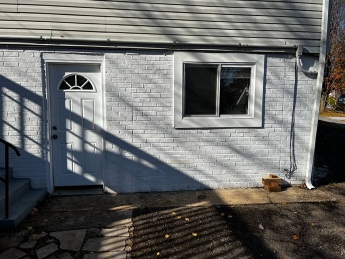 Apartment for rent at 808-B Ray Ave, Maryville, TN 37803