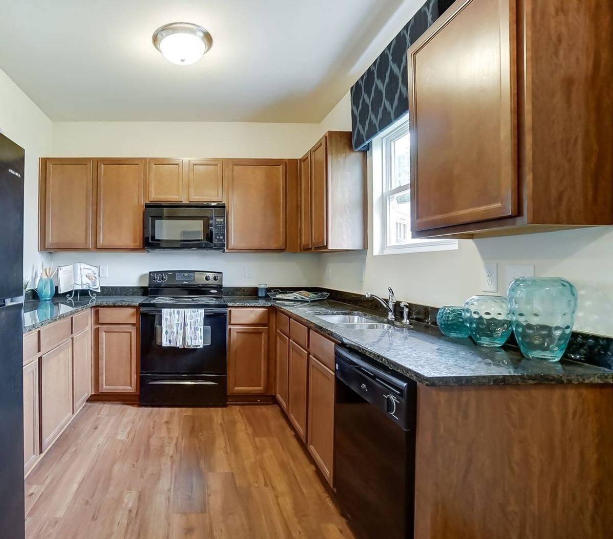 Townhouse for rent at 2093 Hoffman Rd, Gastonia, NC 28054