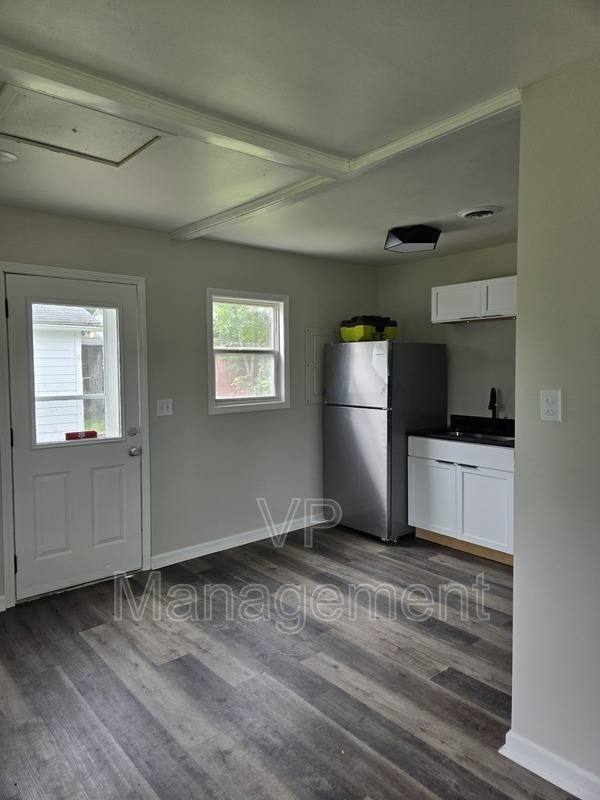 House for rent at 7425 Oak St, Davenport, IA 52806