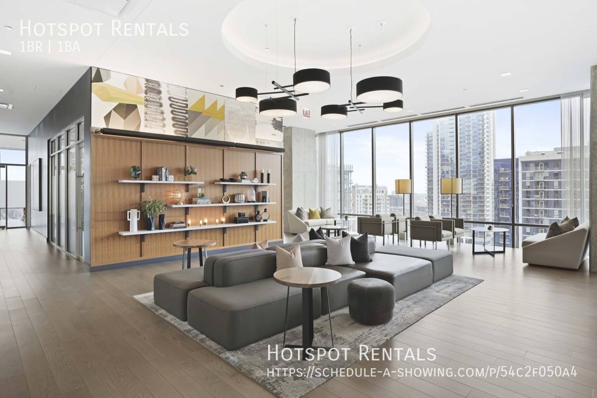 Apartment for rent at 221 W Hubbard St, Chicago, IL 60654