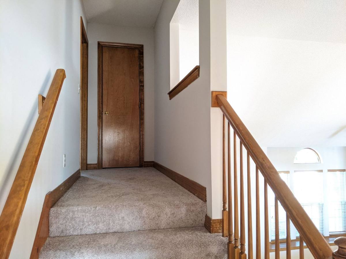 House for rent at 15641 Foster St, Overland Park, KS 66223