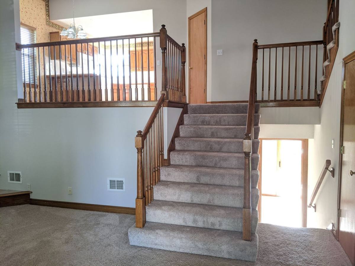 House for rent at 15641 Foster St, Overland Park, KS 66223