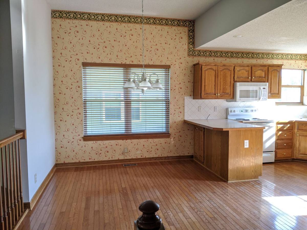 House for rent at 15641 Foster St, Overland Park, KS 66223