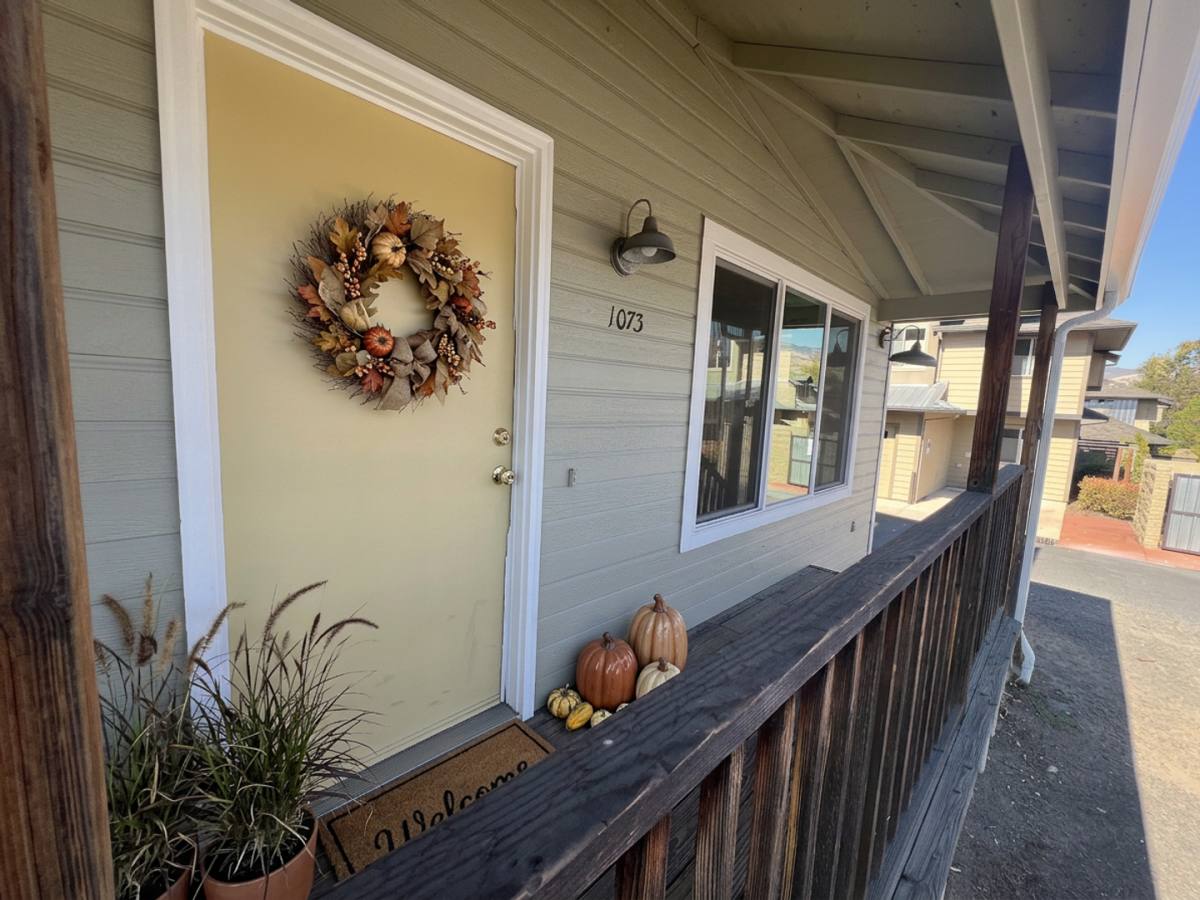 Apartment for rent at 1069 E Main St, Ashland, OR 97520