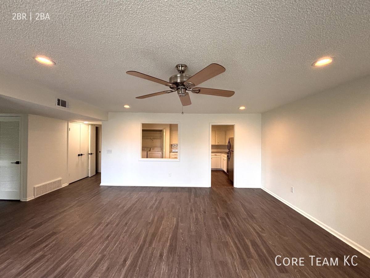 Apartment for rent at 2900 W 53rd St, Mission, KS 66205
