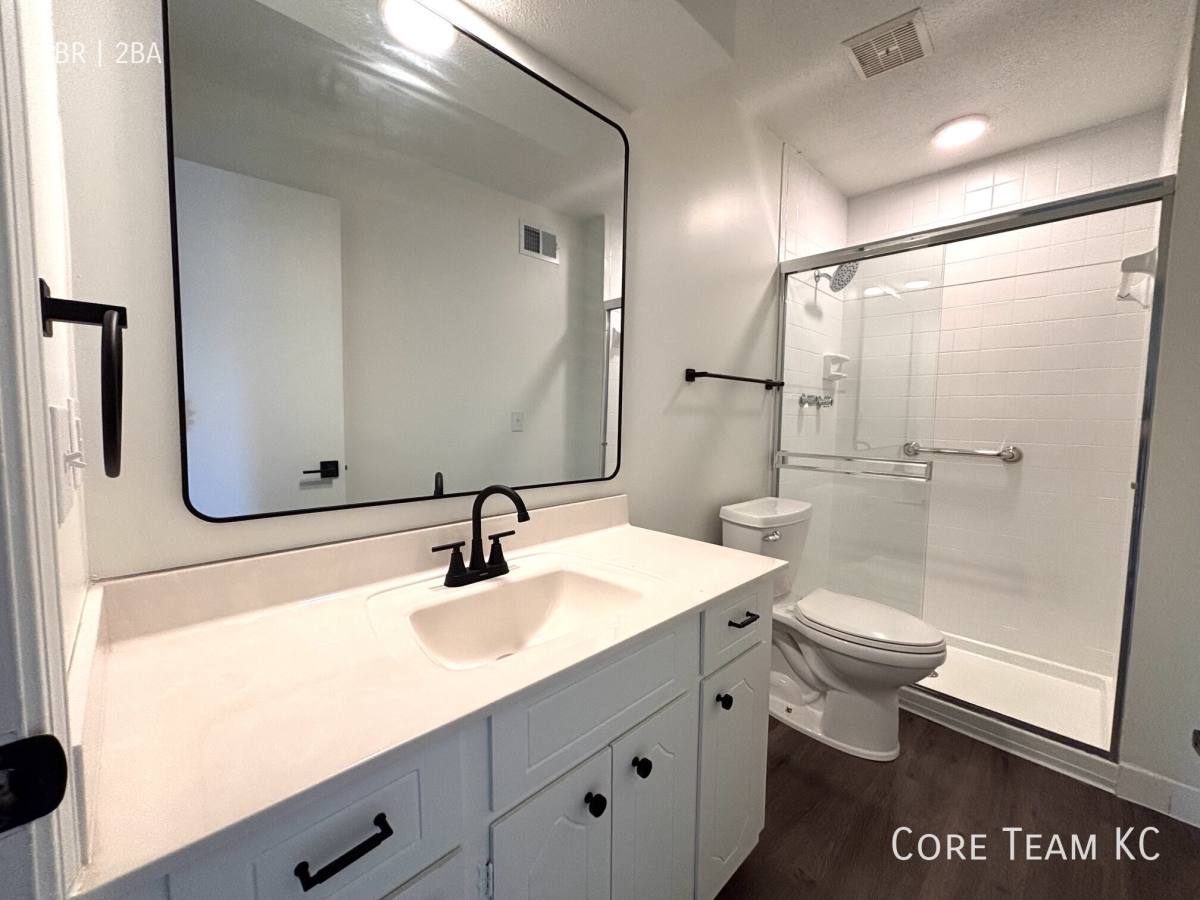 Apartment for rent at 2900 W 53rd St, Mission, KS 66205