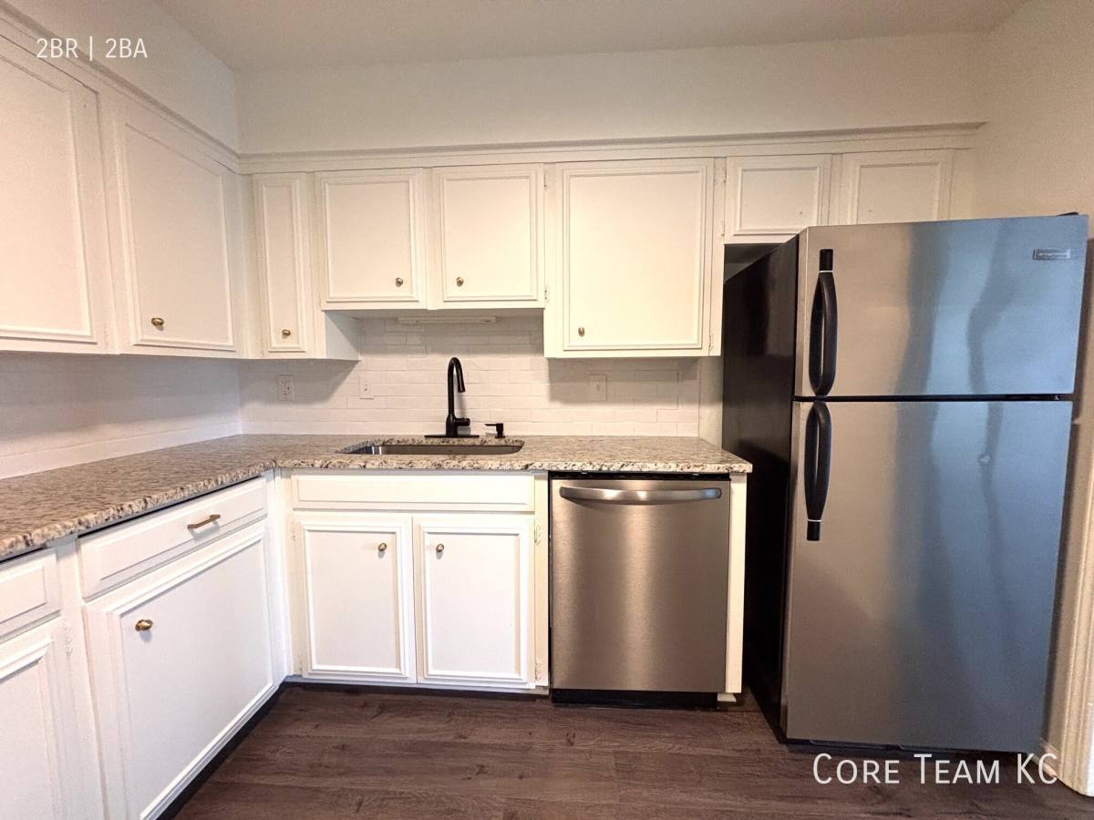 Apartment for rent at 2900 W 53rd St, Mission, KS 66205