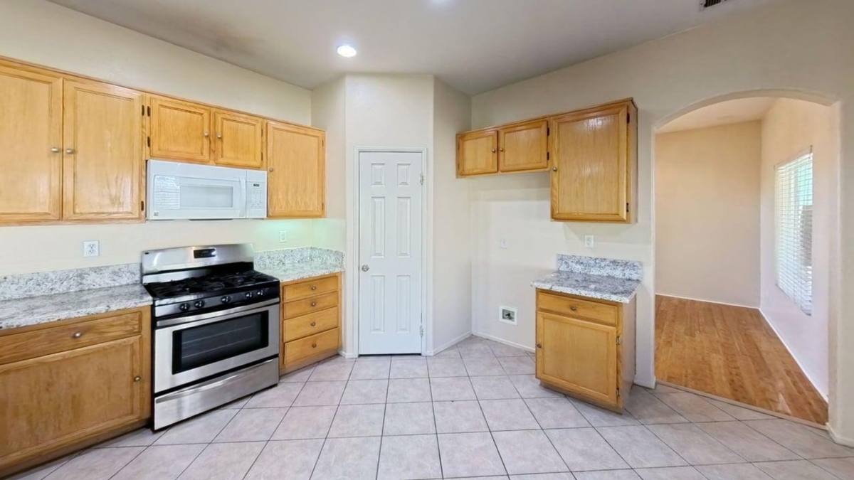 House for rent at 2226 Willowbrook Lane, Perris, CA 92571