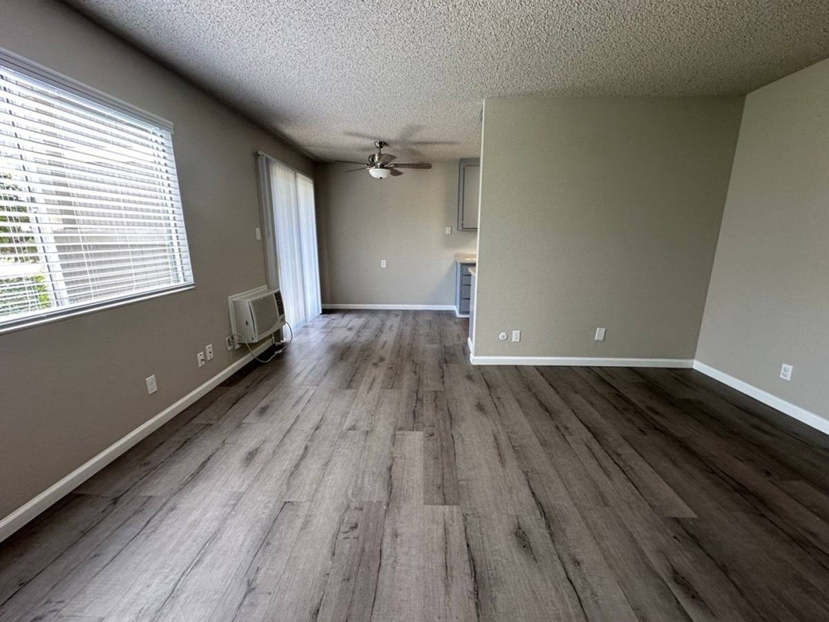 Apartment for rent at Garden Villa, 289 W Santa Ana Ave, Clovis, CA 93612