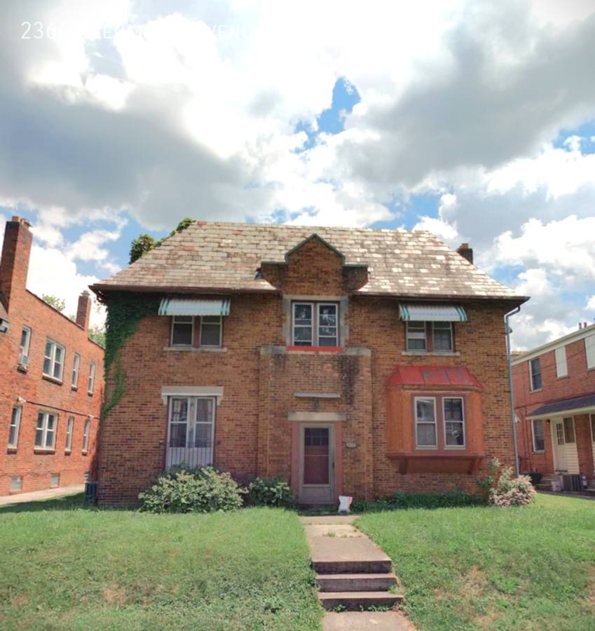 Apartment for rent at 2366 Glenmawr Ave #1, Columbus, OH 43202