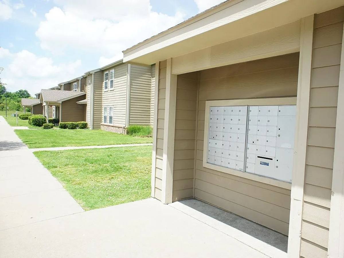 Apartment for rent at Remington, 310 S Free King Highway, Pittsburg, KS 66762