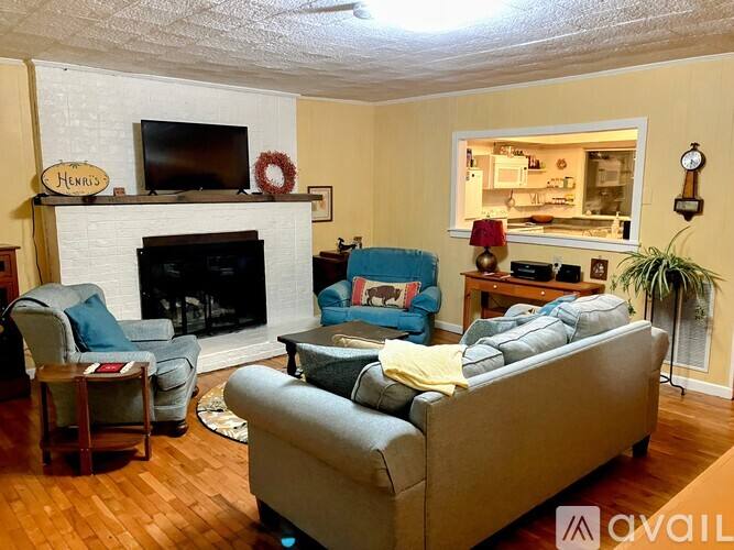 House for rent at 38 Bulldog Lane, Clayton, GA 30525