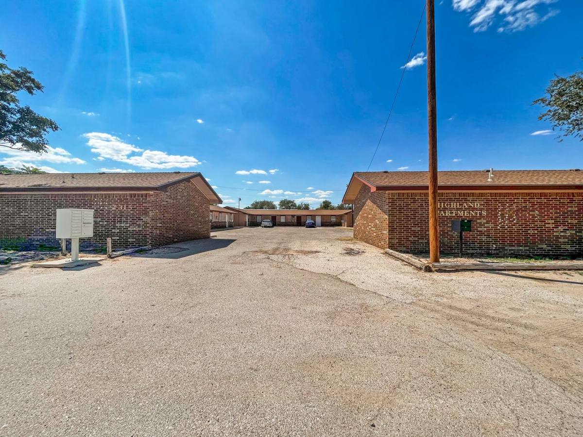 Apartment for rent at 2315 N Jefferson St, Hobbs, NM 88240