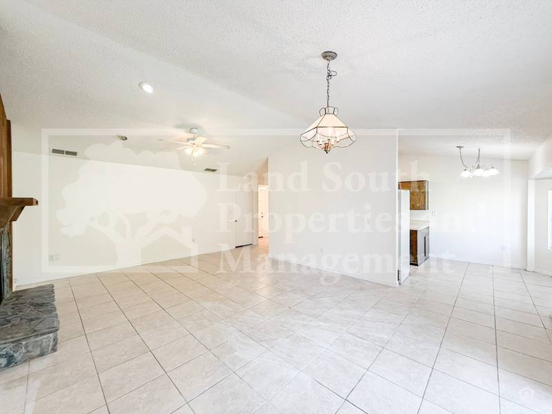 House for rent at 5011 Woodgreen Lane, Lakeland, FL 33811