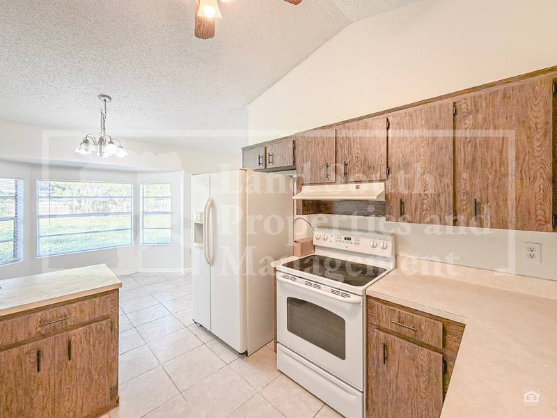 House for rent at 5011 Woodgreen Lane, Lakeland, FL 33811