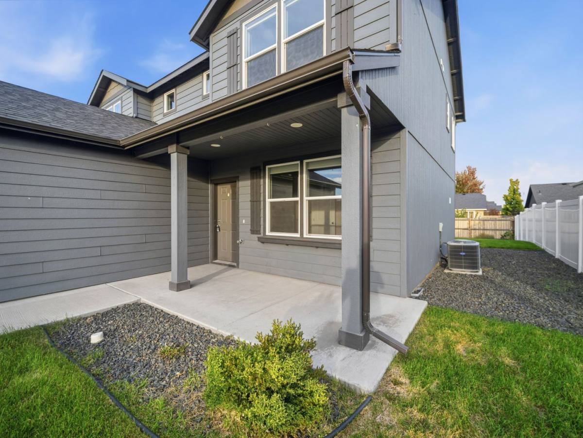 House for rent at 149 S Lawson St, Airway Heights, WA 99001