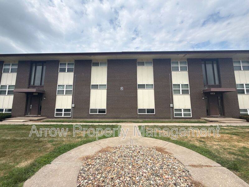 Apartment for rent at 1121 N College Drive-45 #BUILDING 2, Maryville, MO 64468