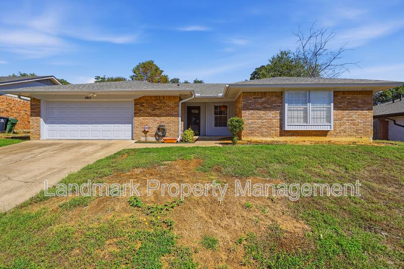 House for rent at 5917 Pleasant Hill Dr, Arlington, TX 76016