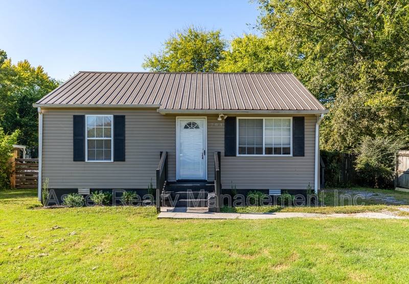House for rent at 203 Coleman St, Maryville, TN 37804